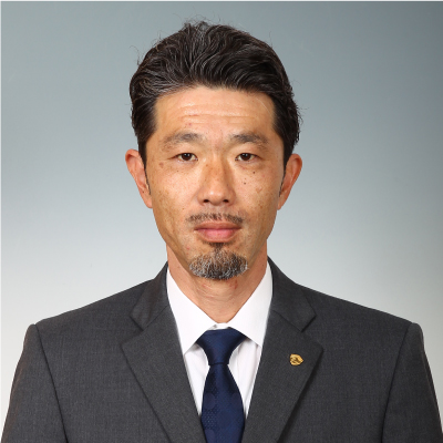 強化育成本部長 丹治 祥庸の写真を紹介