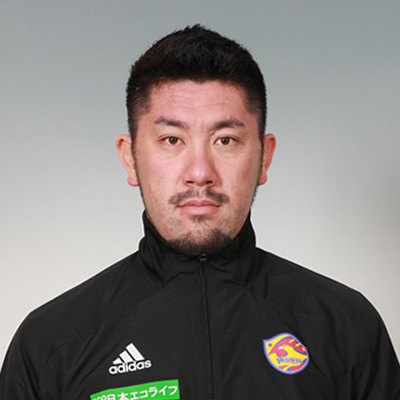 トレーナー 新山　圭祐の写真を紹介
