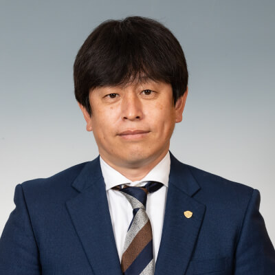 強化部長 竹村　栄哉の写真を紹介