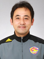 アカデミースタッフ