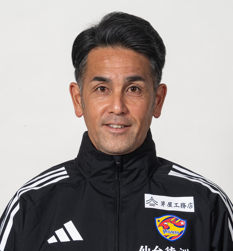 ヘッドコーチ 片渕 浩一郎の写真を紹介